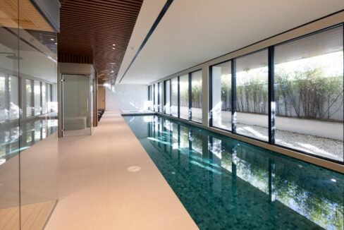 Ikkilbay-estepona-indoor-pool