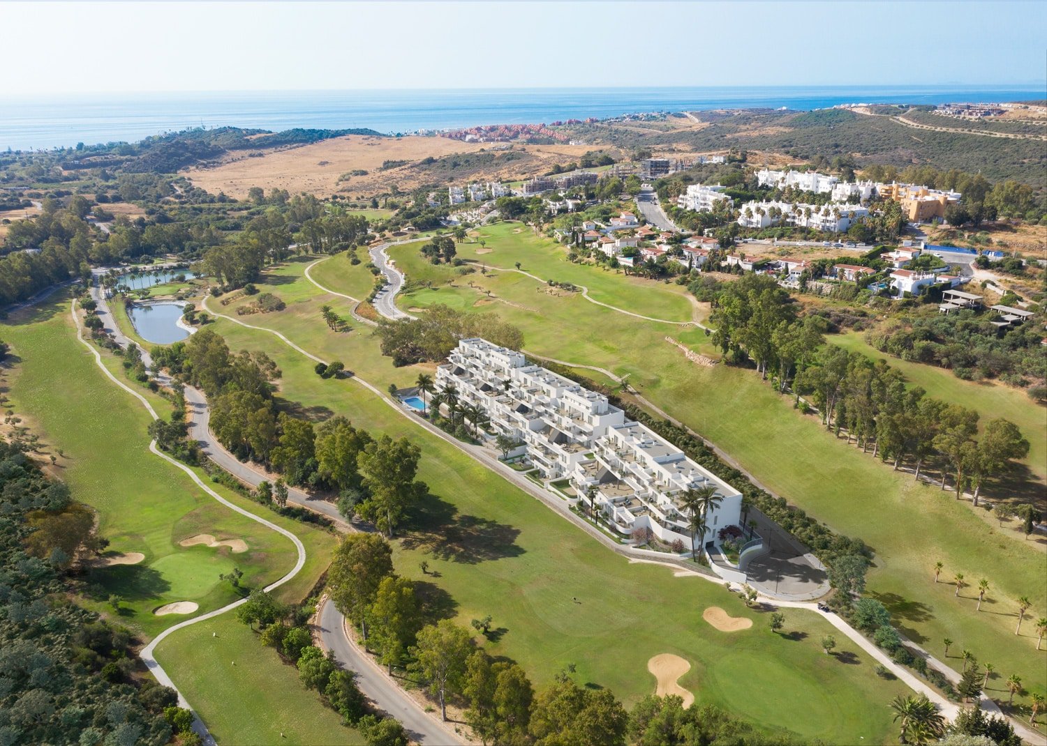 New Golf Residence – Apartments with views over golf courses in Estepona