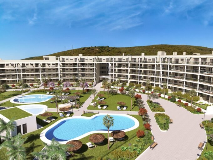 General view of Amphora Beach in Manilva