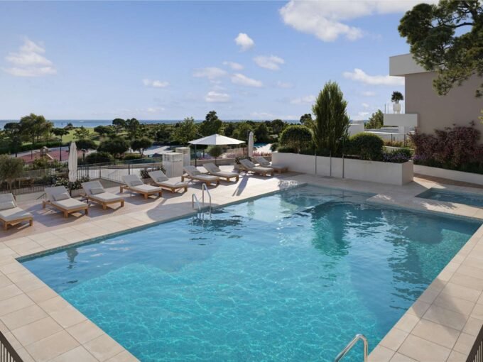 Communal pool with sea views at KALA Residences, Fuengirola