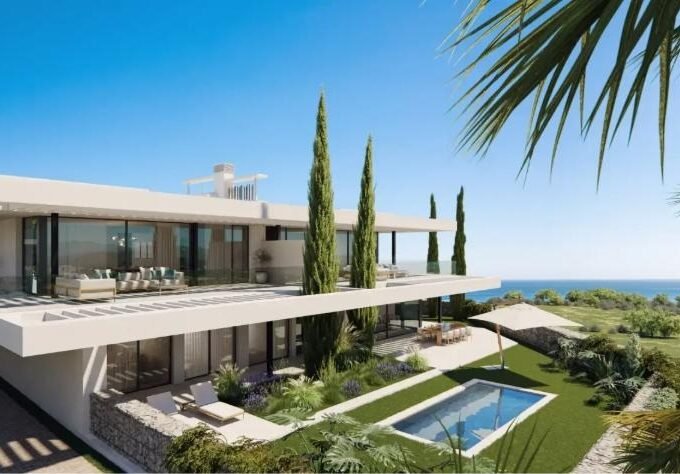 Sea view villa with private pool and garden – new development in East Marbella