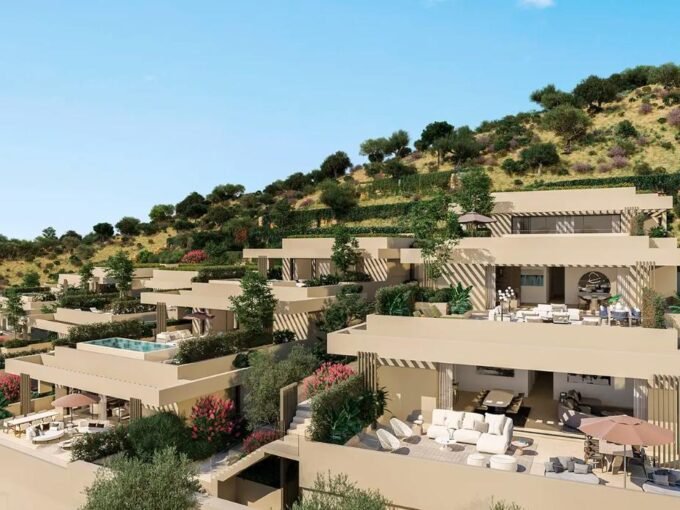 New 4-5 bedroom villa residences with panoramic sea views in Benahavis, Costa del Sol