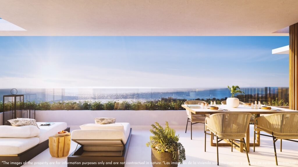 Terrace with sea views over the Fuengirola coast from El Higuerón