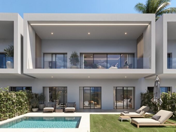 Rear facade of a villa with private pool and garden at Spinto Blu, Casares